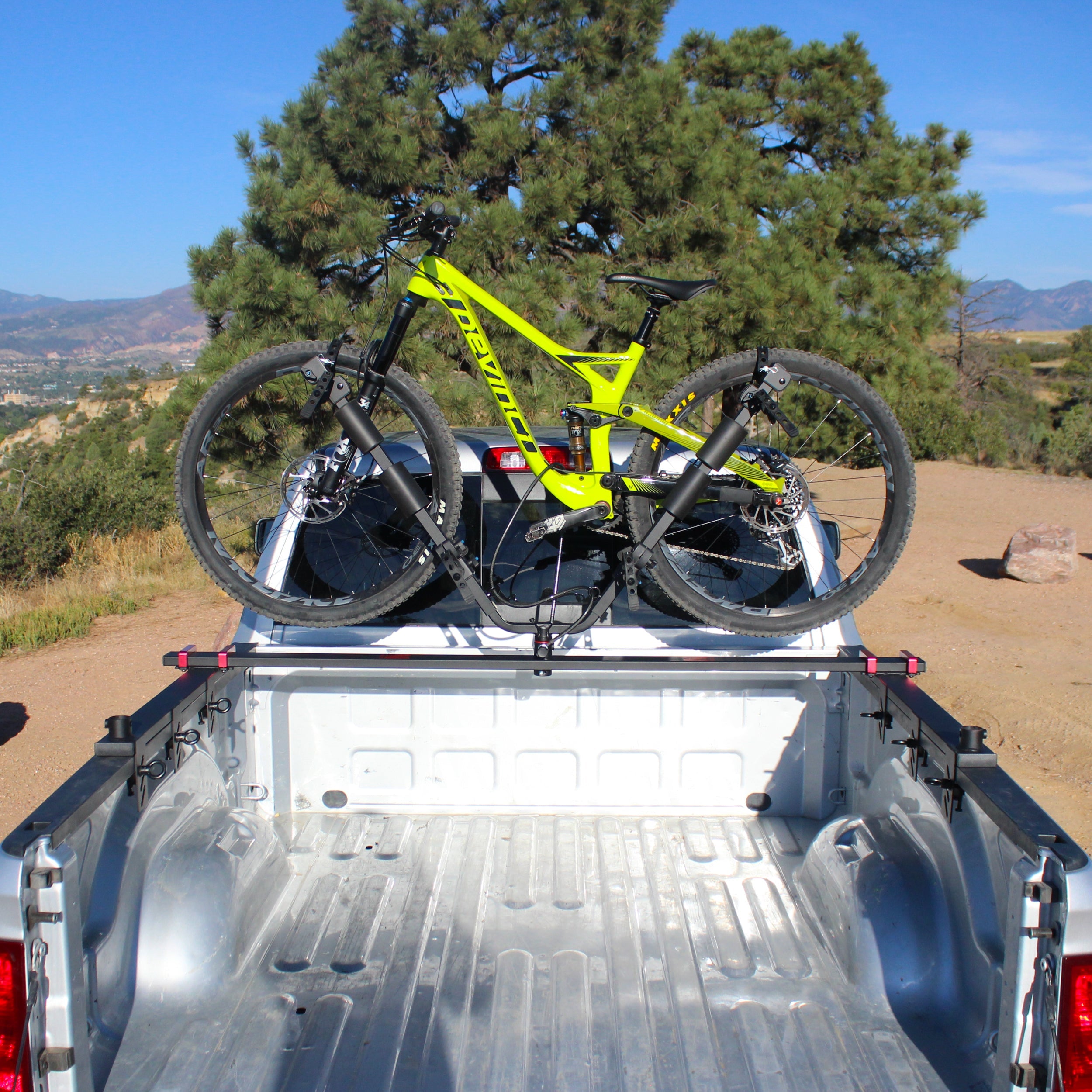 Truck bed mount bike shop rack