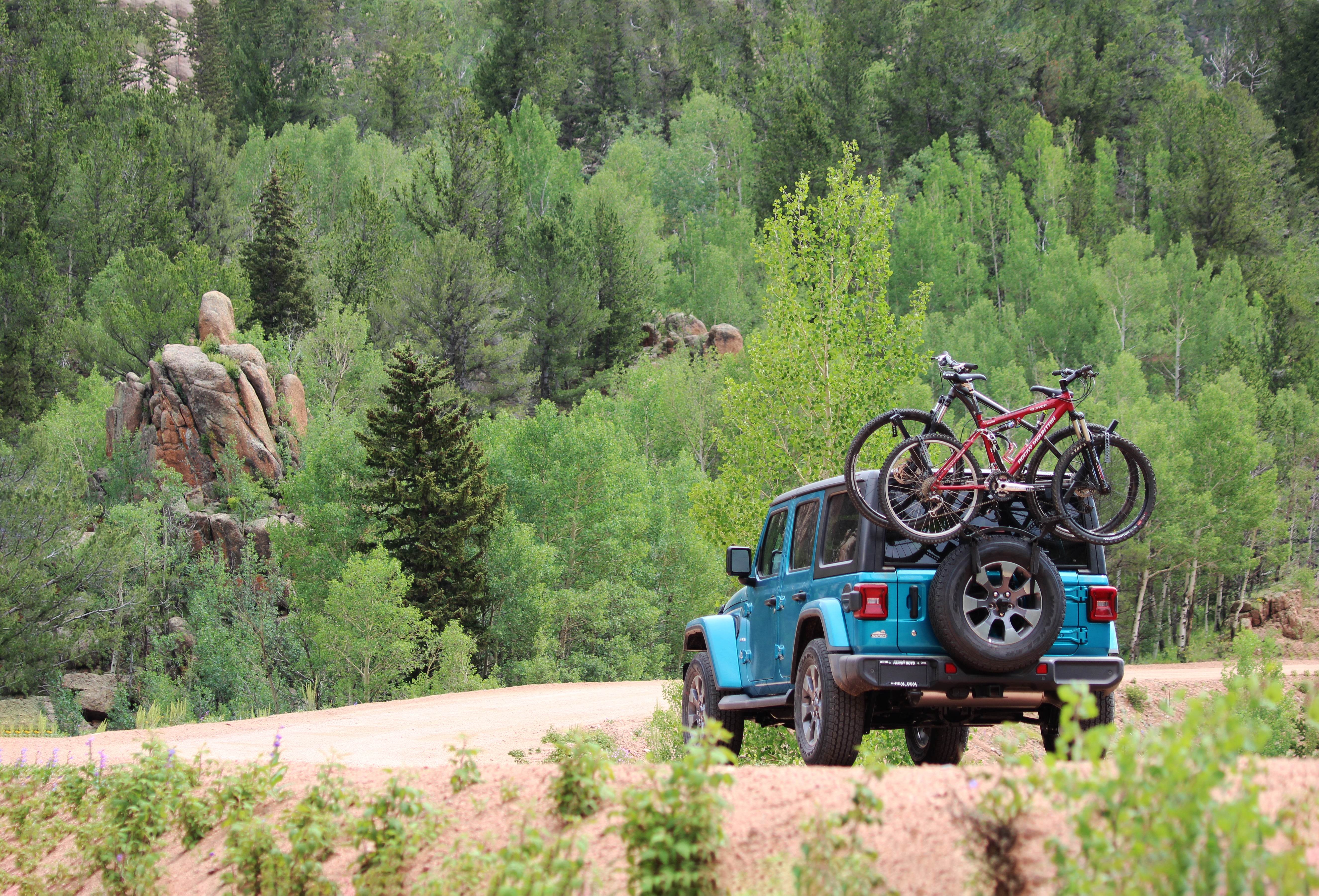 Bike mount for online jeep wrangler